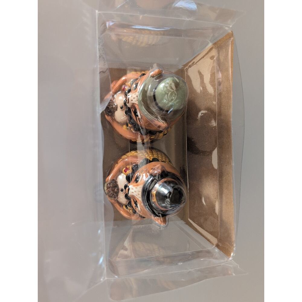 NEW Johanna Parker Salt and Pepper Shakers Open‎ Box Fall Decor Cottage Core - Picture 6 of 6